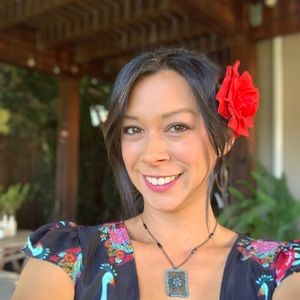 Meet your Posher, Lynee